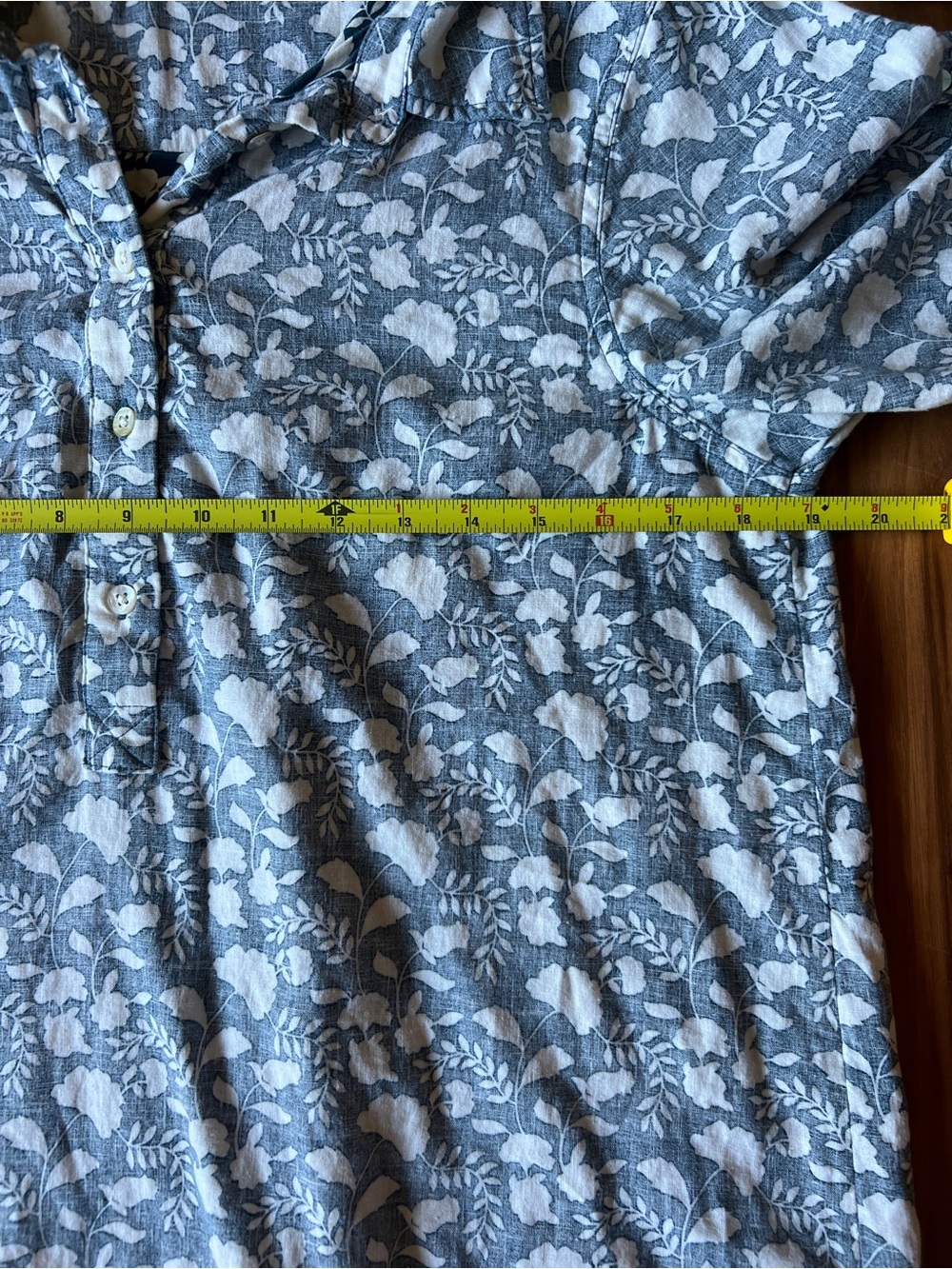 Faherty Blue Floral Button-Down Tunic Shirtdress - Picture 4 of 5